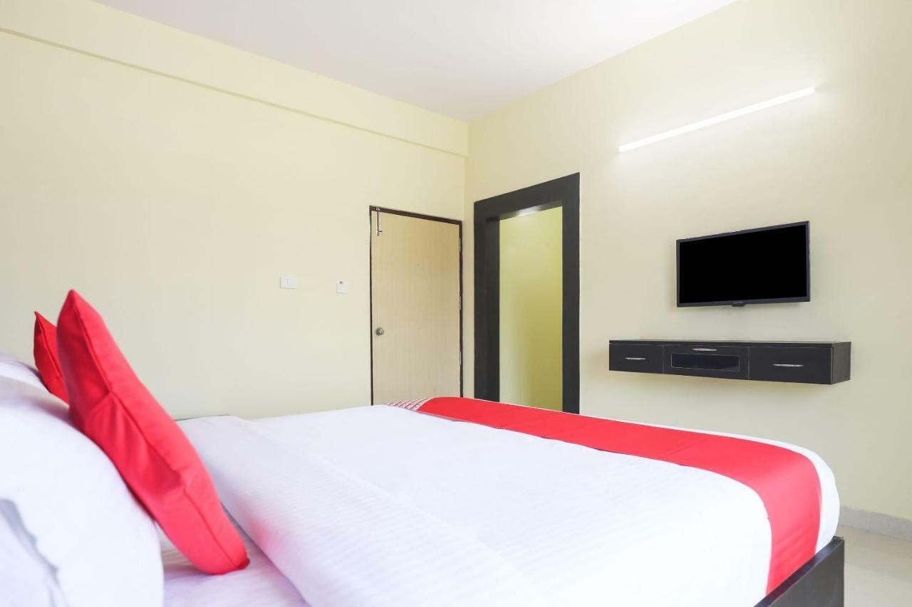 Oyo 33451 Ace Inn Bangalore Buitenkant foto