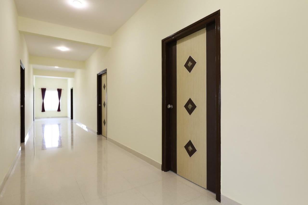 Oyo 33451 Ace Inn Bangalore Buitenkant foto